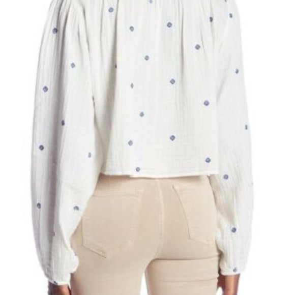 Enter The Loveland Embroidered Top HW8939 - Picture 7 of 8